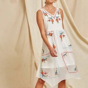 Savannah Jane white sleeveless embroidered dress NEW